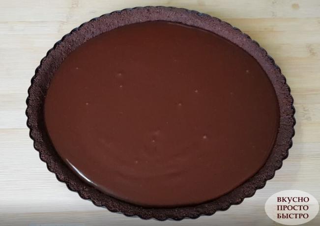 Proces van voorbereiding van chocolade dessert