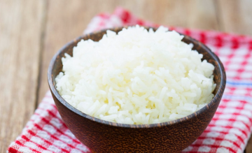 Hoe te koken van rijst in de microgolf