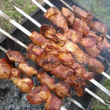 Marinade voor shish kebab met Coca-Cola