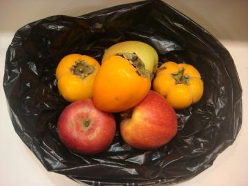 Wat moet ik doen als de persimmon "breit". 4 bewezen manieren, waarna de smaak van deze vrucht zal veranderen ten goede.