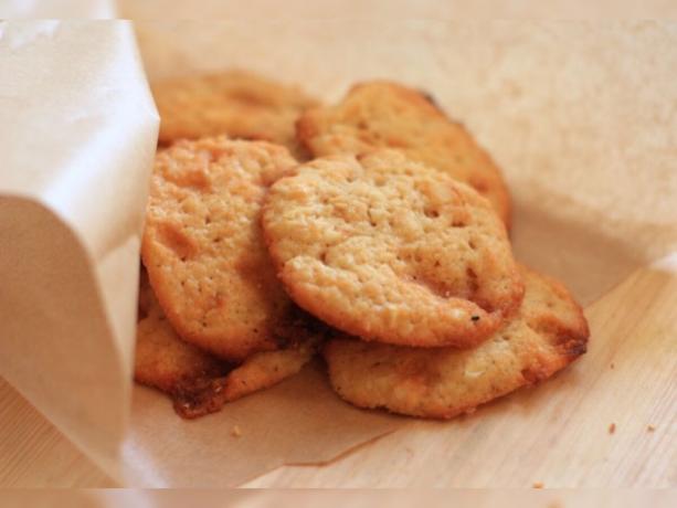 Plain cookie van 4 ingrediënten. Foto's - Yandex. foto's