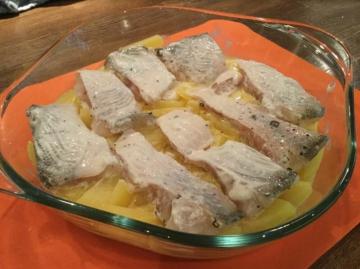 Visfilets met aardappelen in de oven