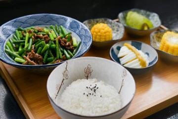 Hoe kan ik rijst koken voor een bijgerecht dat hij verliet niet slechter dan de Japanners