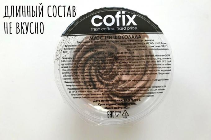 Drie chocolade mousse koffie Cofix