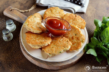 Pannekoeken met kipgehakt